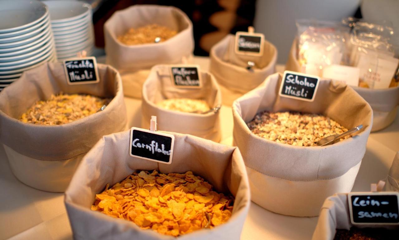 Parkhotel นุมเบรกต์ ภายนอก รูปภาพ
